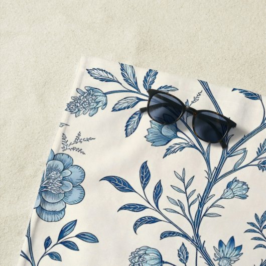 Blue Vintage Floral Pattern ビーチタオル (インサイチュ)