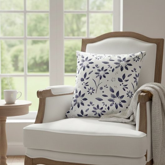 Blue Watercolor Floral Pattern クッション