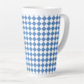 Blue White Checker Diamond Pattern カフェラテマグ (右アングル)