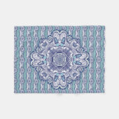 Blue & White Design フリースブランケット (正面(横))