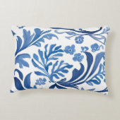 Blue & White Floral Design | Chinoiserie Pattern アクセントクッション (裏面)