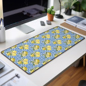 Blue White Lemon Tile Mediterranean Pattern デスクマット