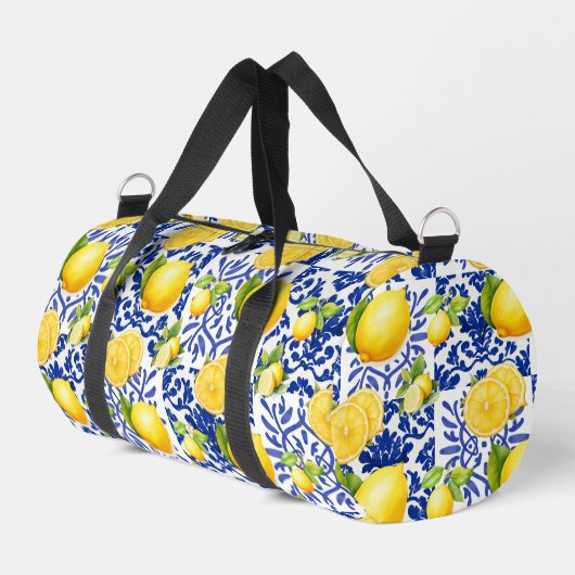 Blue White Lemon Tile Pattern Mediterranean Citrus ダッフルバッグ (左コーナー)