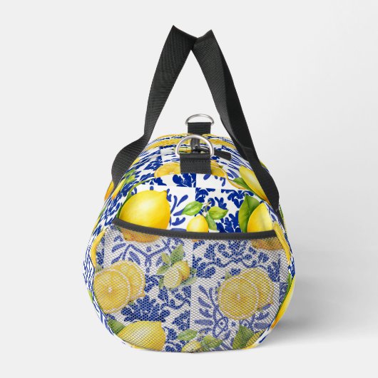 Blue White Lemon Tile Pattern Monogram Name Citrus ダッフルバッグ (右)