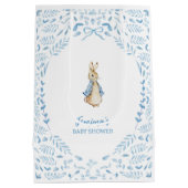 Blue White Peter the Rabbit Beatrix Baby Shower ミディアムペーパーバッグ (裏面)