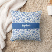 Blue White Vintage Floral Personalized Name クッション (ブランケット)
