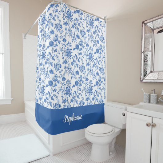 Blue White Vintage Floral Personalized Name シャワーカーテン (インサイチュ)