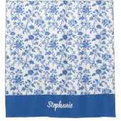 Blue White Vintage Floral Personalized Name シャワーカーテン (正面)