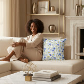 Blue Wildflower Meadow Pattern クッション