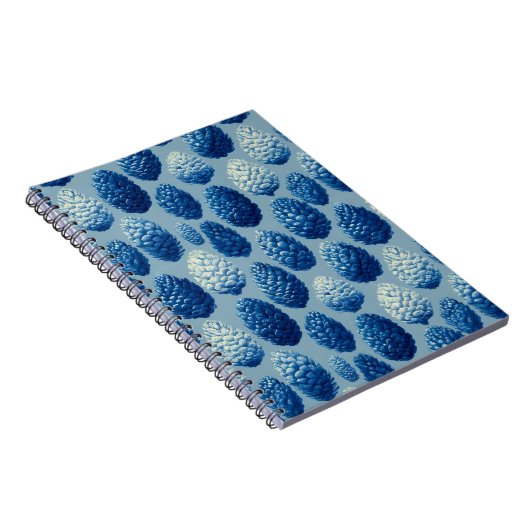 Blue Winter Pine Cone Pattern ノートブック (右側)
