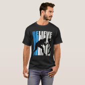 Blue Womens Believe Wrestling Motivational Retro G Tシャツ (正面フル)