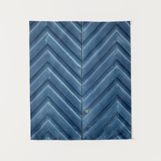 Blue wooden chevron wall タペストリー (正面)