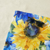 Blue Yellow Flowers Birthday ビーチタオル (インサイチュ)