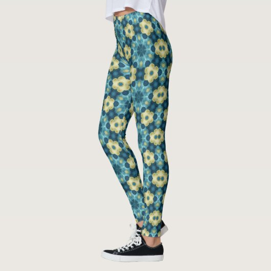 Blue & Yellow Retro Floral Pattern Leggings レギンス (左)