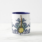 Bluegrassのバンジョーのデザインのマグ マグカップ (中央)