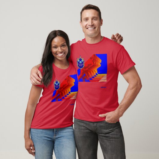 Bluelinerのホッケーの赤軍のホッケーの暗闇のTシャツ Tシャツ (ユニセックス)