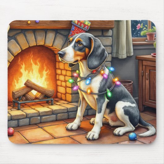 Bluetick Coonhound Fireplace with Christmas Lights マウスパッド (正面)