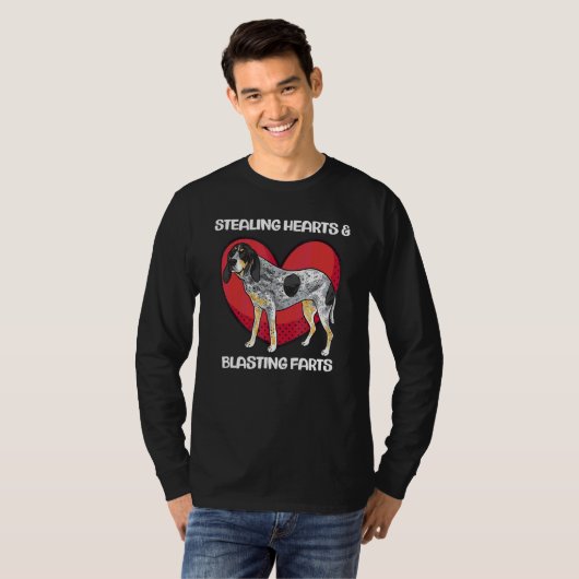 Bluetick Coonhound Stealing Hearts & Blasting Fart Tシャツ (正面フル)