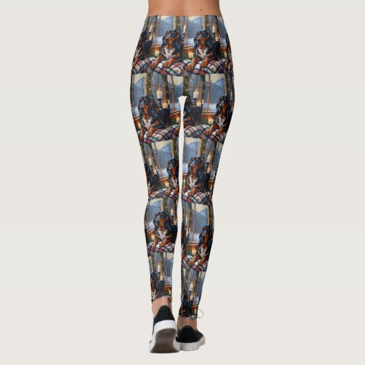 Bluetick Coonhound With Christmas Lights Holiday レギンス (裏面)