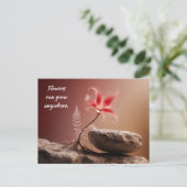 Blume auf Stein mit Spruch ポストカード (スタンド正面)