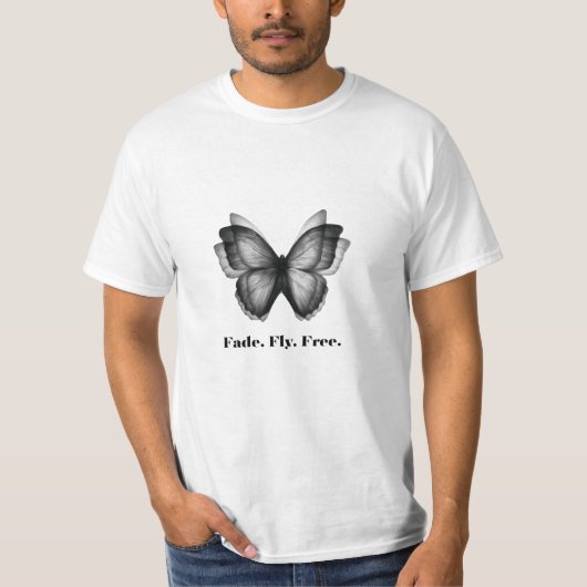 Blurred Butterfly – Abstract Motion Tee T-Shirt Tシャツ (正面)