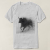 Blurry Bull – Motion & Power Abstract Art Tee Tシャツ (デザイン正面)