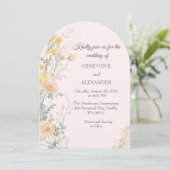 Blush and Peach Wildflower Arch Wedding Invitation 招待状 (スタンド正面)