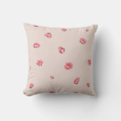 Blush Beige Japanese Winter Peony Floral Pattern クッション (正面)