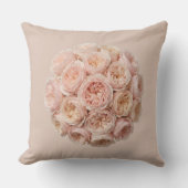 Blush & Champagne Roses クッション (正面)
