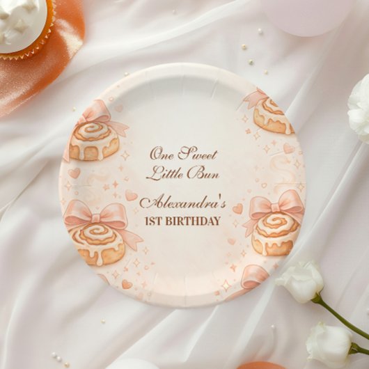 Blush Cinnamon Bow Little Bun 1st Birthday ペーパープレート