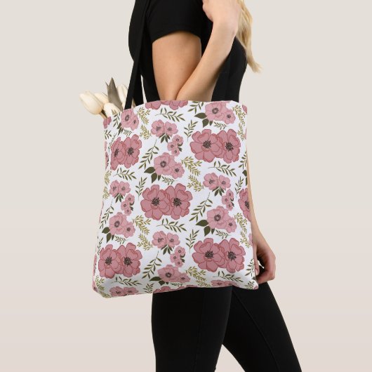 Blush Meadow Blooms AOP Floral Weekender トートバッグ (クローズアップ)