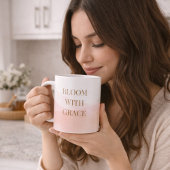 Blush Painted Bloom Classic Mug, 11 oz コーヒーマグカップ