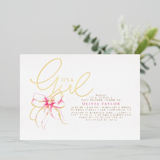 Blush Pink Bow Elegant Modern Girl Baby Shower 箔招待状 (立ち正面)