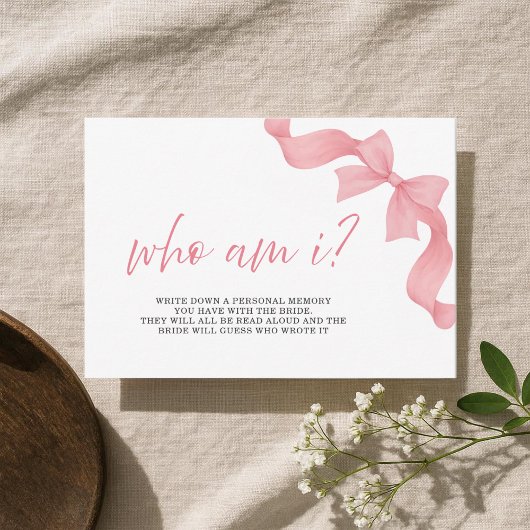 Blush Pink Bow Who Am I Bridal Shower Game Card 招待状