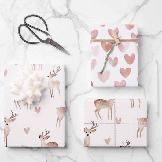 Blush Pink Hearts Cream Deer Christmas ラッピングペーパーシート (正面)