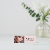 Blush Pink Makeup Artist Qr Code Social Icon Mini スキニー名刺 (スタンド正面)