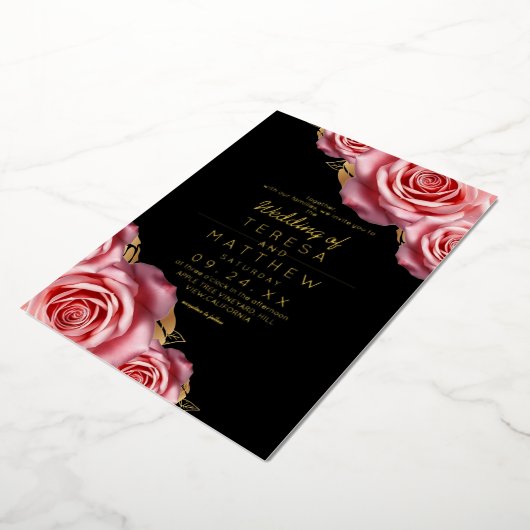 Blush Pink Roses Gold Foil Black Modern Wedding 箔招待状 (回転した状態)