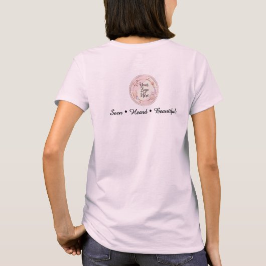 Blush Pink Script Logo Makeup Staff Tシャツ (裏面)