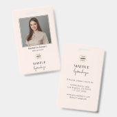 Blush Pink Script Logo Photo Makeup Stylist バッジ (正面＆裏面)