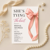 Blush Pink She's Tying The Knot Bow Bridal Shower 招待状