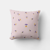 Blush Pink White Purple Viola Floral Patten クッション (正面)
