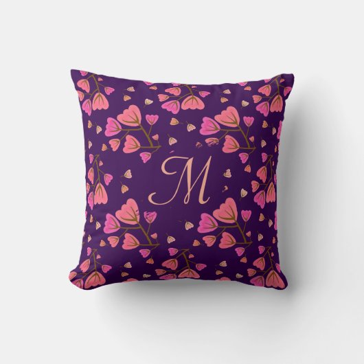 Blushing Petals Floral Throw Pillow クッション (正面)