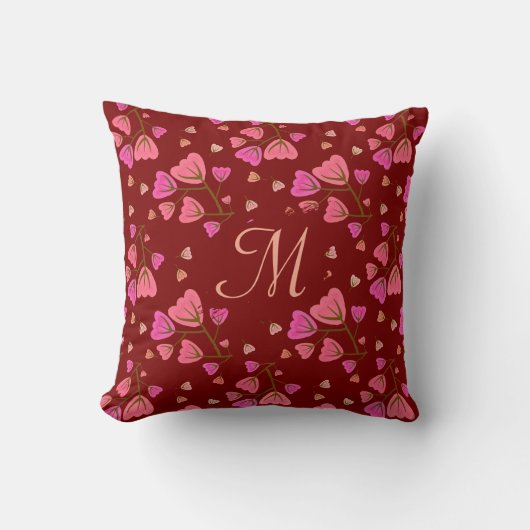 Blushing Petals Floral Throw Pillow クッション (正面)