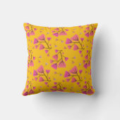 Blushing Petals Floral Throw Pillow クッション (裏面)