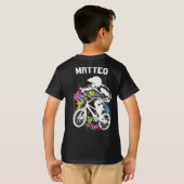 Bmxカラフルバイクもしくは自転車に乗る人- パーソナライズされた Bmx Tシャツ (裏面フル)