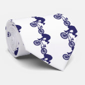 BMXバイクもしくは自転車に乗る人 ネクタイ (ロール)