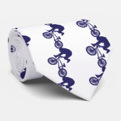 BMXバイクもしくは自転車に乗る人 ネクタイ (ロール)