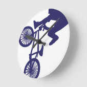 BMXバイクもしくは自転車に乗る人 ラウンド壁時計 (傾斜)