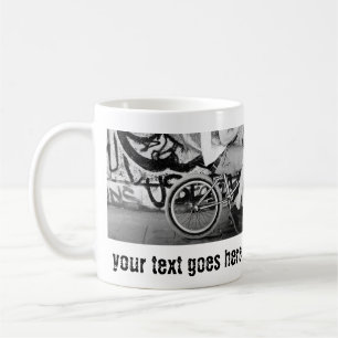 BMXバイクスケートパークグラフティブラック コーヒーマグカップ