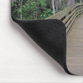 Boardwalk Through the Woodsの写真 マウスパッド (コーナー)
